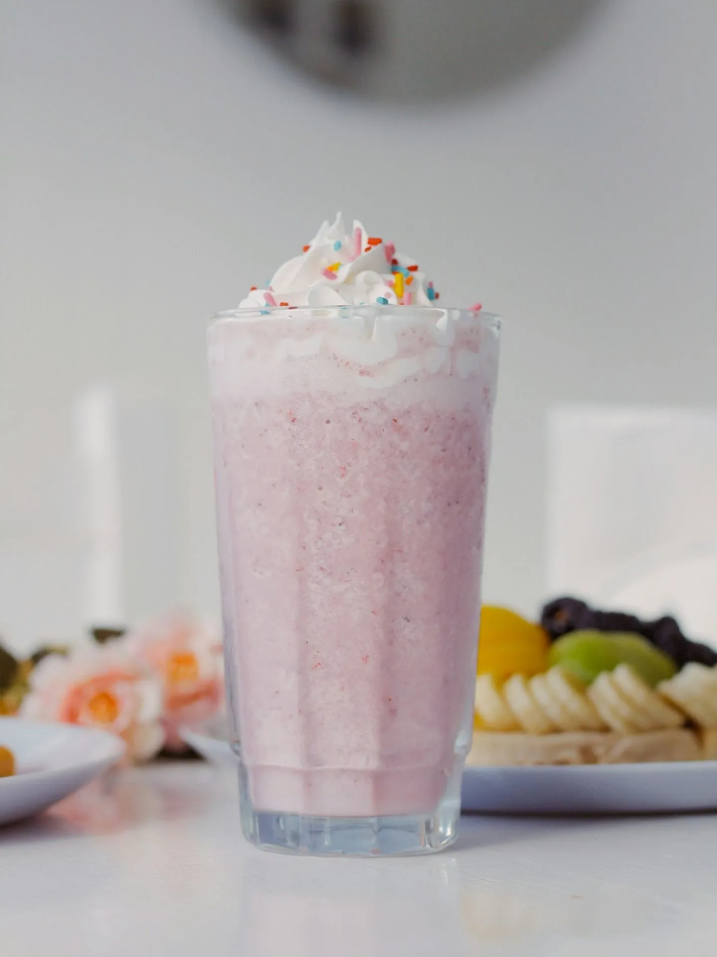 Chikoo / Apple / Strawberry Shake